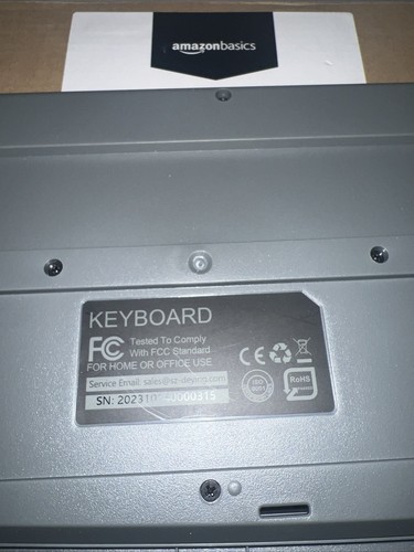 Amazon Basics NIOP Wireless Keyboard W/ Mouse, Full Size, US Layout - Picture 5 of 9