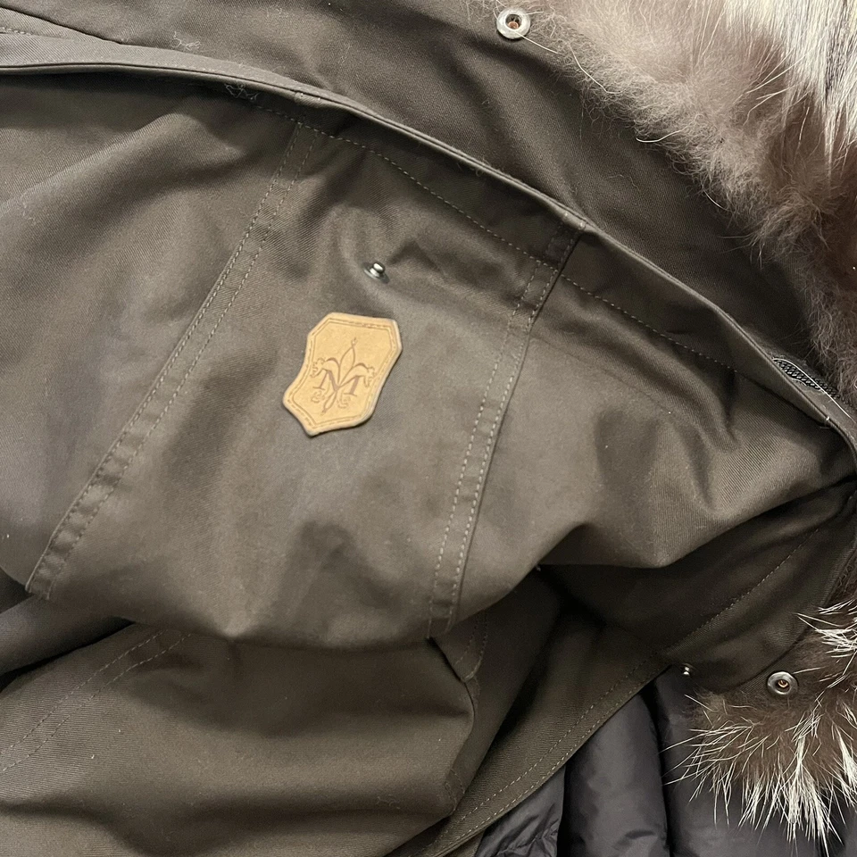 Chaqueta Mackage Mujer Pequeña Verde Plumón Parka Abrigo Bolsillos Plata Piel de Zorro Capucha Foto 4 de 4