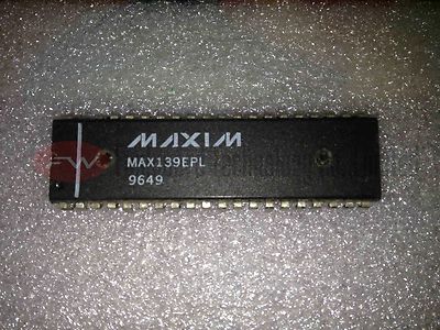 Maxim MAX139EPL 3 1/2 Digit A/D Converter PDIP40 x 1PC