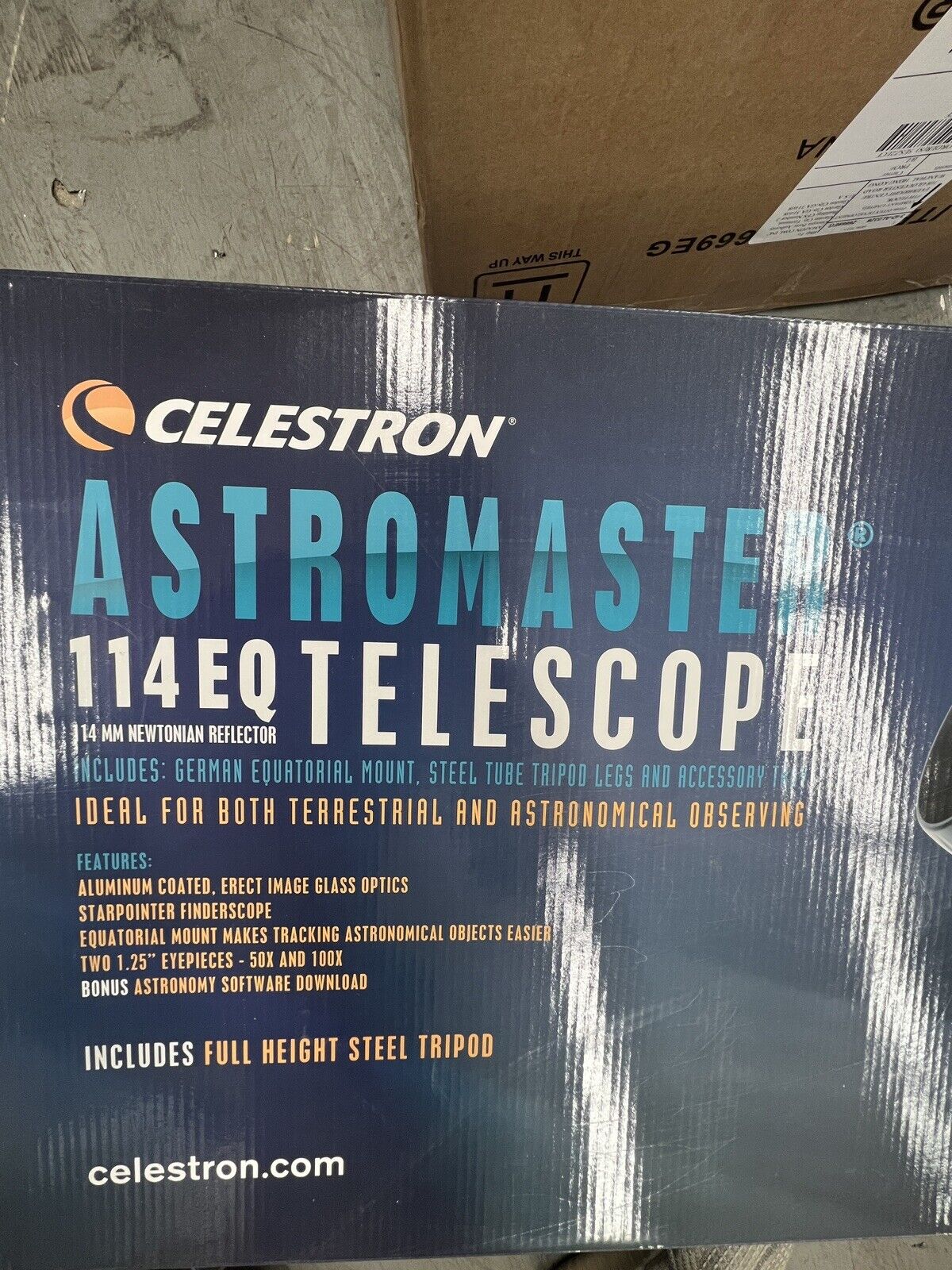 Celestron AstroMaster 114 EQ - 114 mm Newtonian Reflector Telescope on  Equatorial Mount