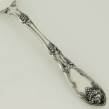 Oneida LA VIGNE Silver Plate 1881 Rogers LaVi...