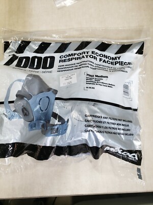 Pack of 1 - Moldex 7002 Respirator Facepiece 7000 Series, Medium
