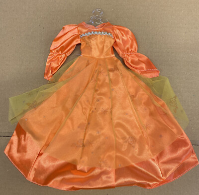 Hochwertiges orangefarbenes Ballkleid für Hochzeitspuppen geeignet für Puppen UK-Verkäufer kostenloser Versand