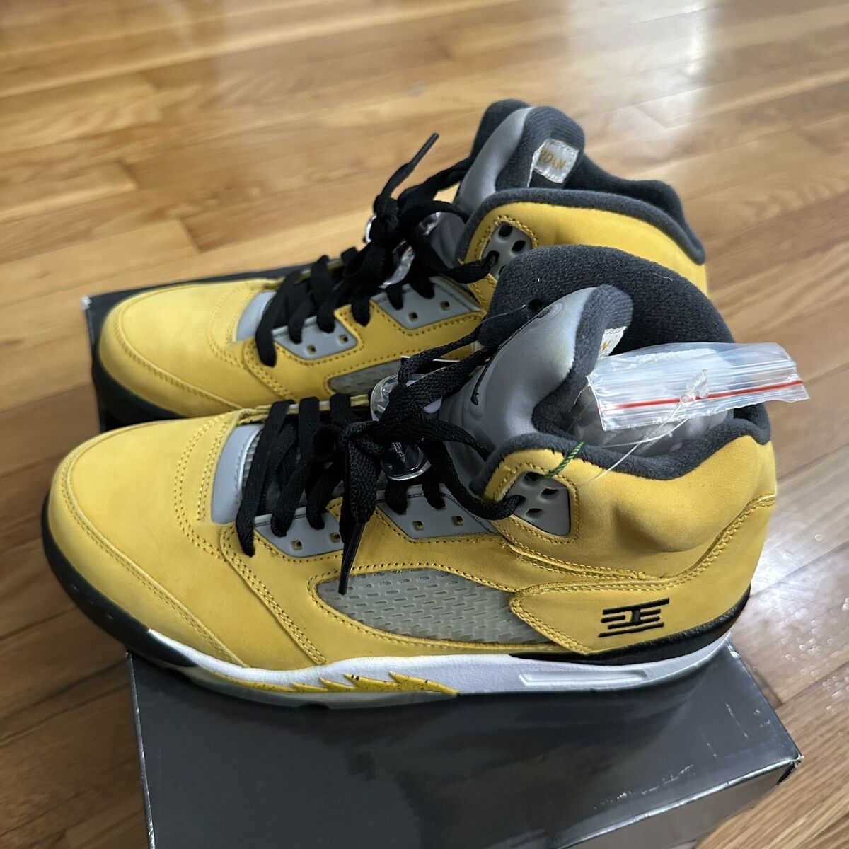 Size 8 - Nike Air Jordan 5 V Retro Tokyo T23 Yellow Black Size 8 - Nike Air Jordan 5 V Retro Tokyo T23 Yellow Black