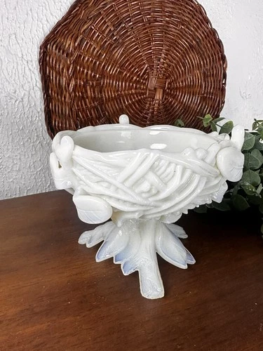 VTG Westmoreland Milk Glass Birds Nest Only Candy Dish *Please Read Description