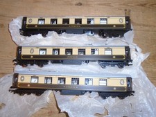 HORNBY OO GAUGE TORQUAY PULLMAN LIMITED COACHES X 3 SEE PICTURES