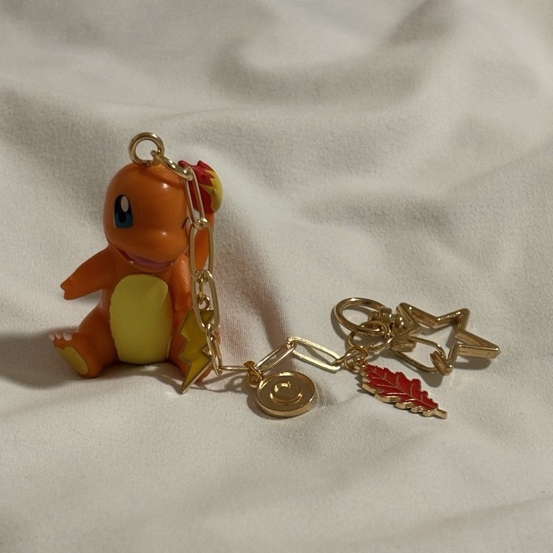 Pokémon Charmander Plastic Clip-On Keychain w/ Metal Chain Orange/Yellow