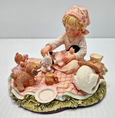 Vintage 1990 Enesco Laura's Attic 428701 Who Wants Tea Figurine with Box