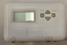 HONEYWELL T8001F1004  (NEW IN BOX) T8001F 1004 Flush Mount 1 Heat 1 Cool