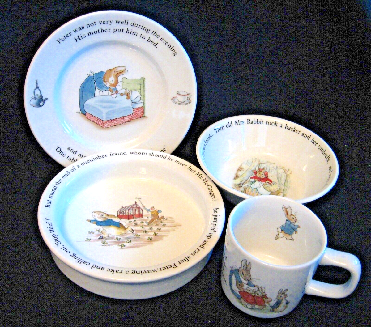 ウェッジウッド　Peter Rabbit 食器セット 15点 PETER RABBIT Wedgwood Child's Dinner Set Plate 2 Bowls Cup Beatrix