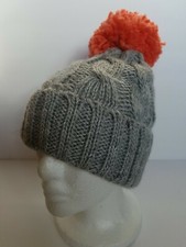 Gymboree Unisex Hat Size XS Small Beanie Cap Gray Knit Peachy Orange Pom-Pom