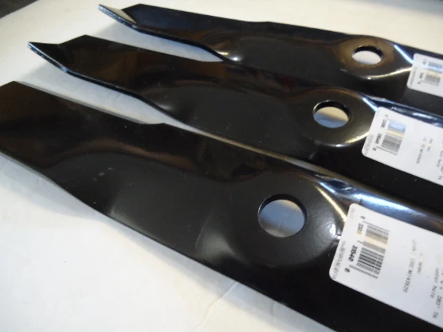 3 NEW 54C Mower Deck Blades for John Deere LX188 GT225 GT235 GT245 GX255 M143520 - Image 2 of 3