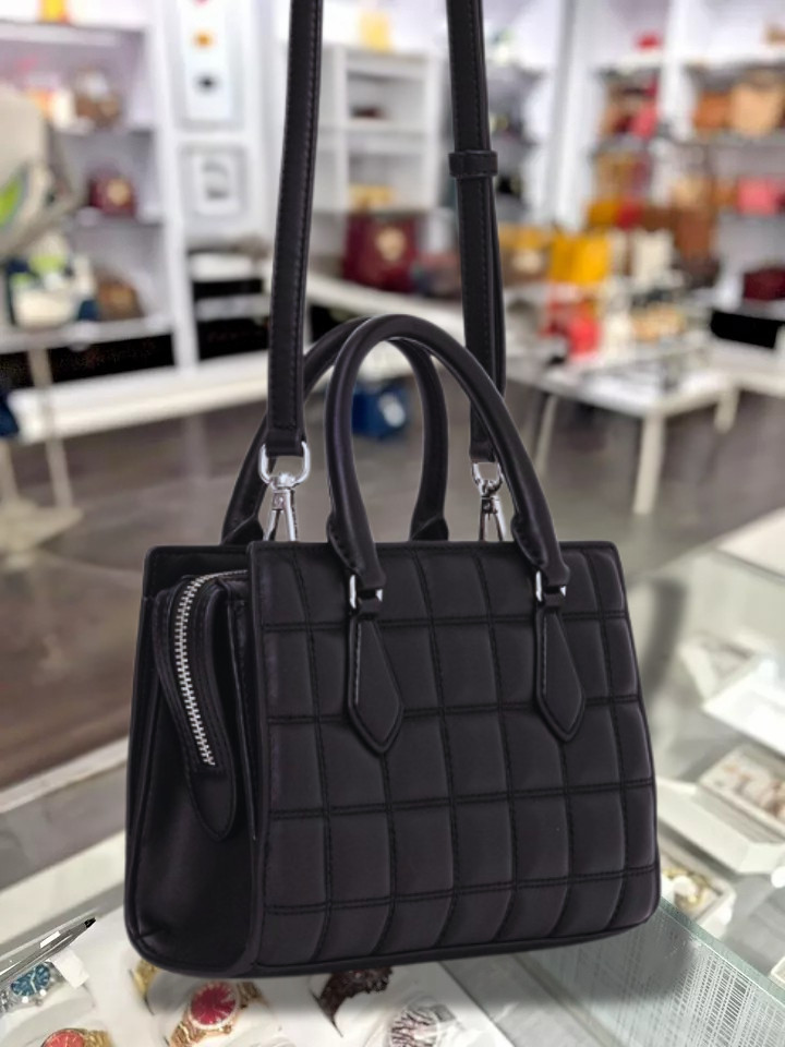 Michael Kors Sheila Small Women Lady Quilted Satchel Purse Bag Handbag Satchel