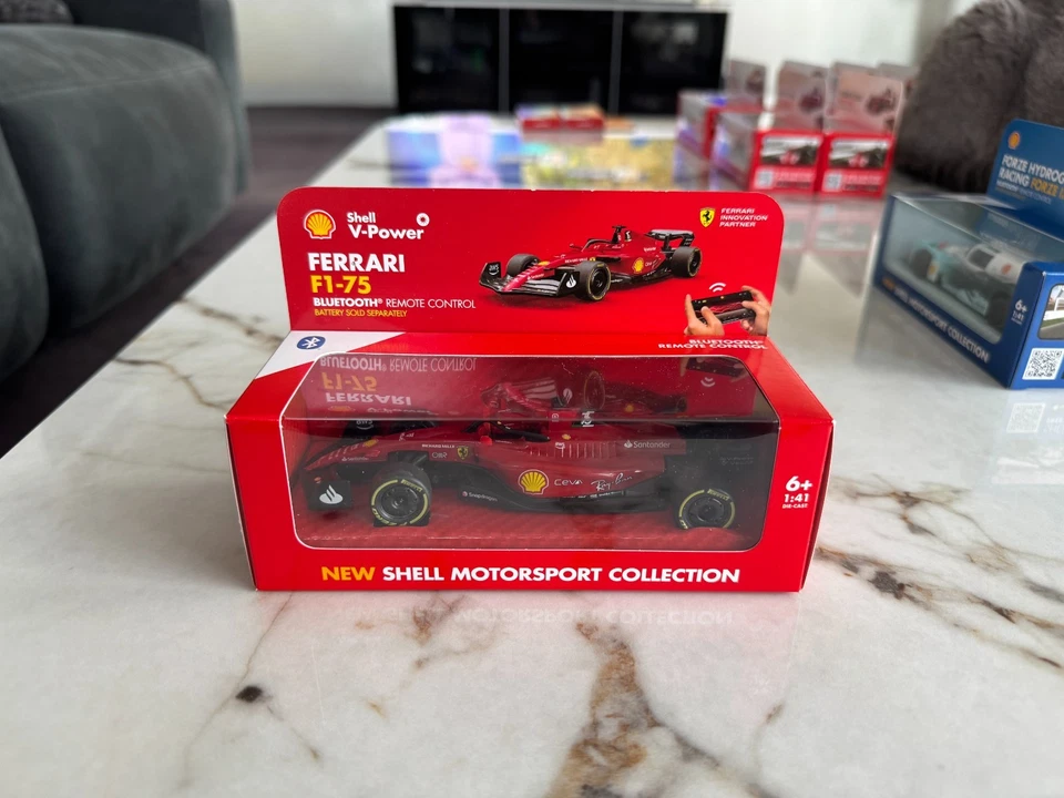 Shell Motorsport Collection 2025 1:41 scale diecast model cars - Pick - Image 4 of 4