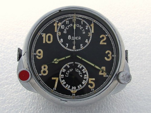 1-MChZ AChH 8 Days Vintage 1939 WWII Russian Air Force Panel Clock copy Jaeger