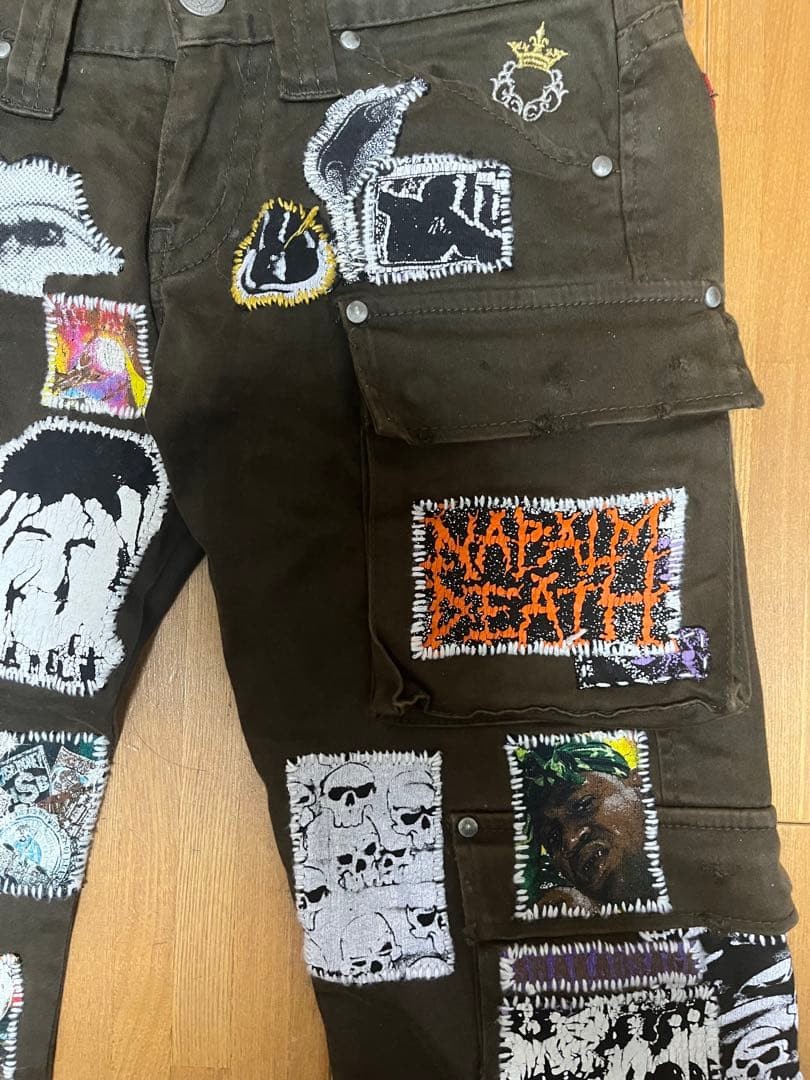 Missing Since Thursday Patch Denim Pants Skinny 4… - image 7