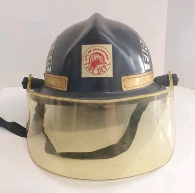 Vintage Cairns San Antonio Fire Department Firefighter Helmet   STA-39