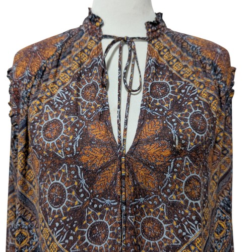 Free People top donna taglia XS Little Runaway marrone medaglione geometrico con volant - Foto 4 di 10
