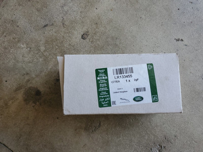 Genuine Land-Rover Oil Filter LR133455