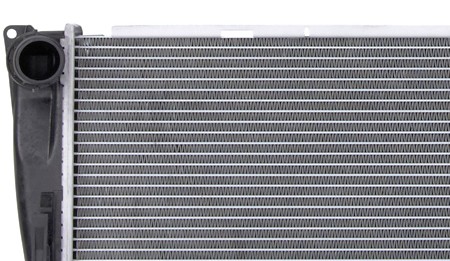 New Radiator For 2007-2011 BMW 335i Z4 3.0L - Picture 3 of 6