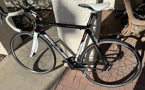 GORGEOUS! BRAND NEW 2009 Fuji Roubaix RC Ultegra 56cm Road Bike | eBay