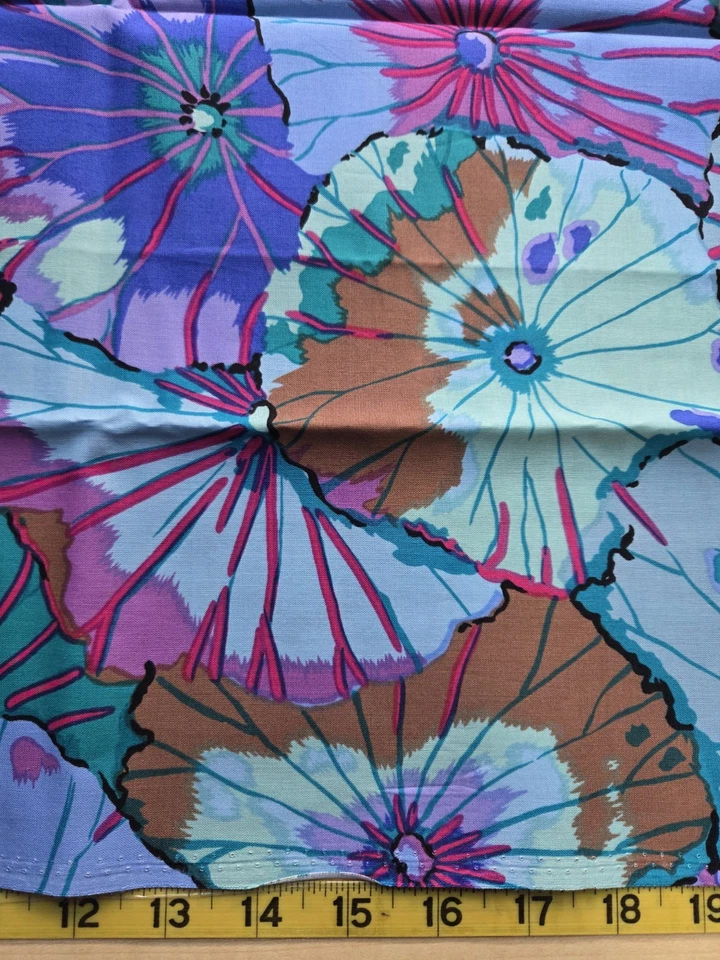 Kaffe Fassett Rowan Westminster 莲花叶织物蓝色原版 15 x 44 — 第 3/4 张图片