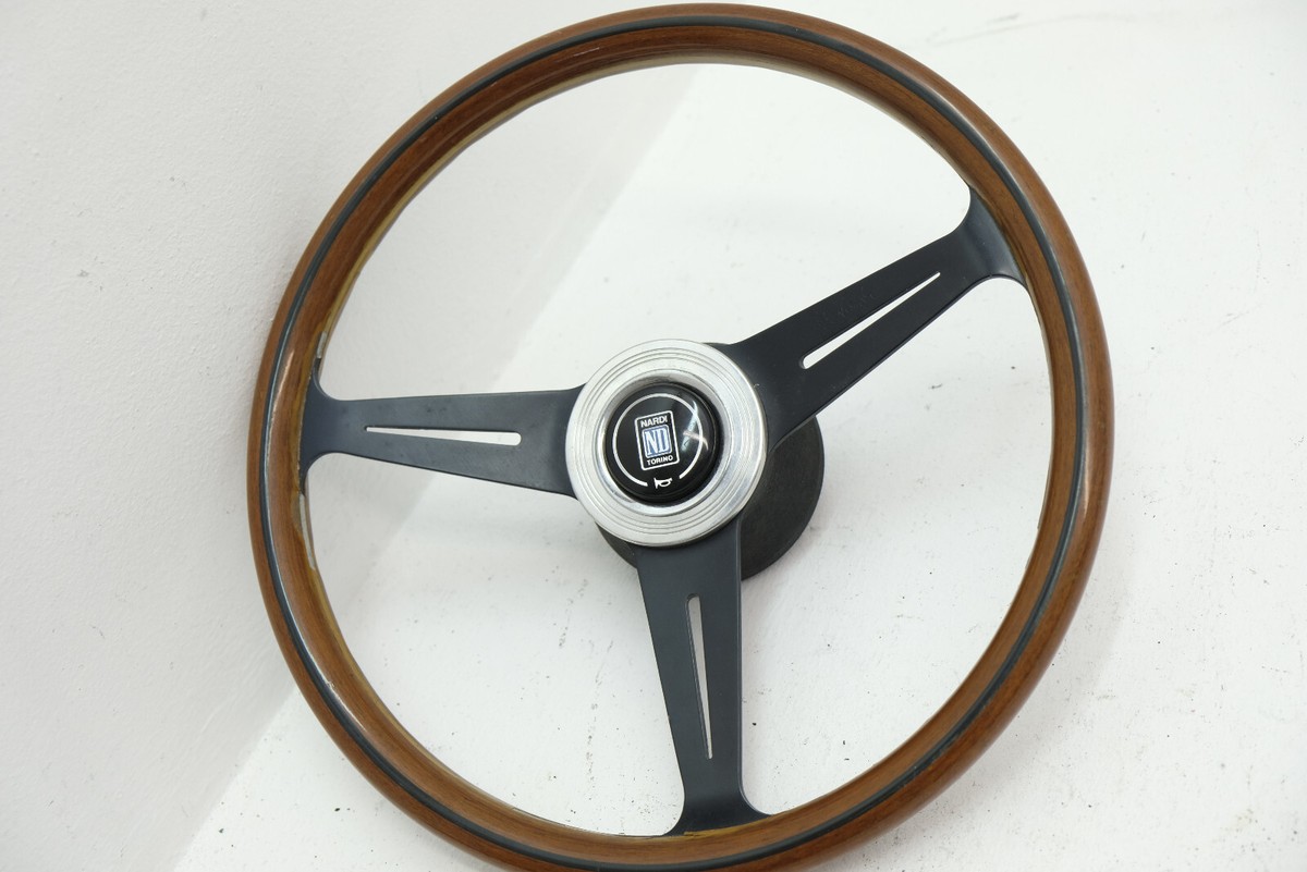 Nardi Torino Wood Steering Wheel Accessory for Porsche 911 930 G