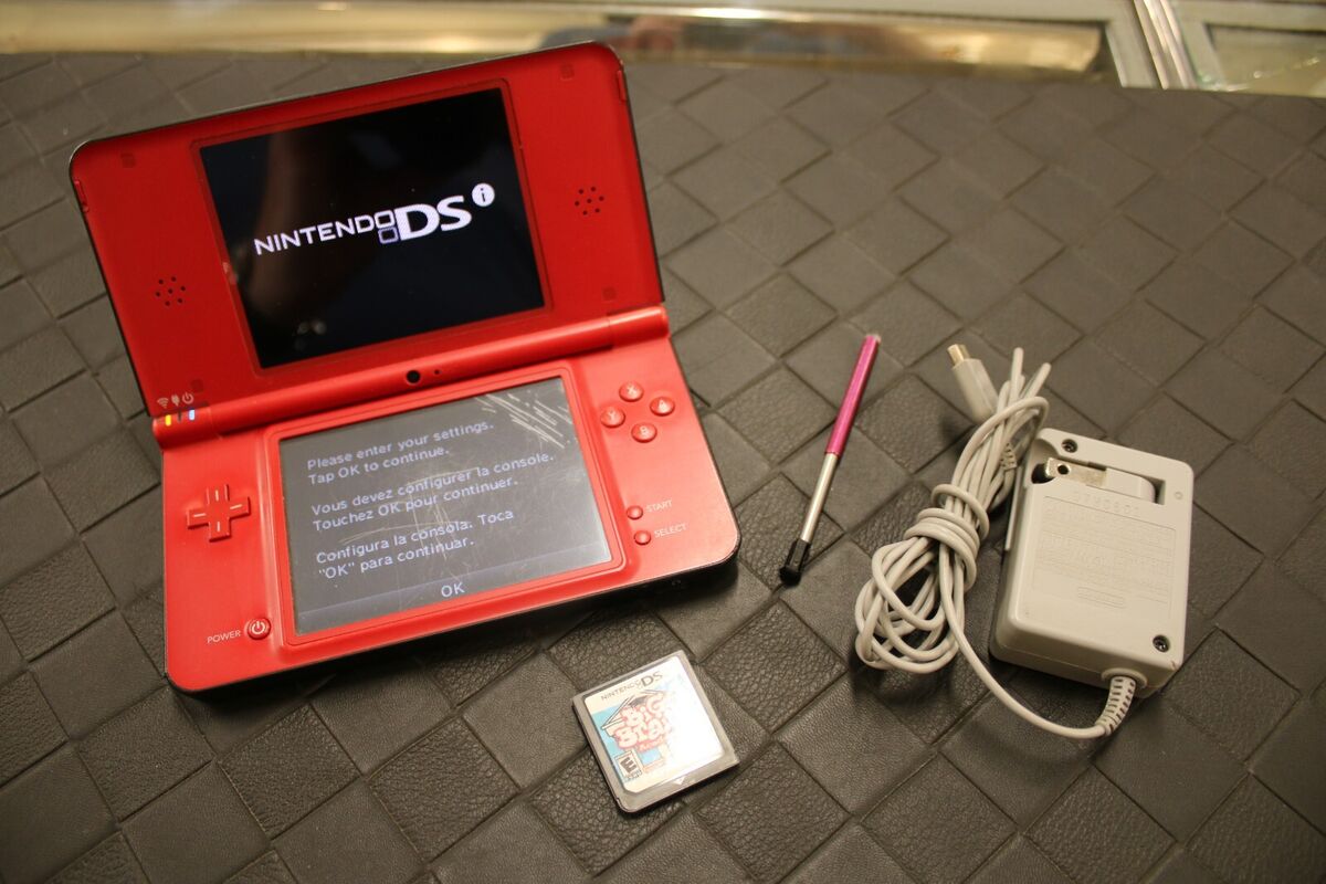 Nintendo DSi XL - Red (Super Mario Bros. 25th Anniversary Edition) by  Nintendo