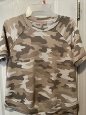 women’s tops