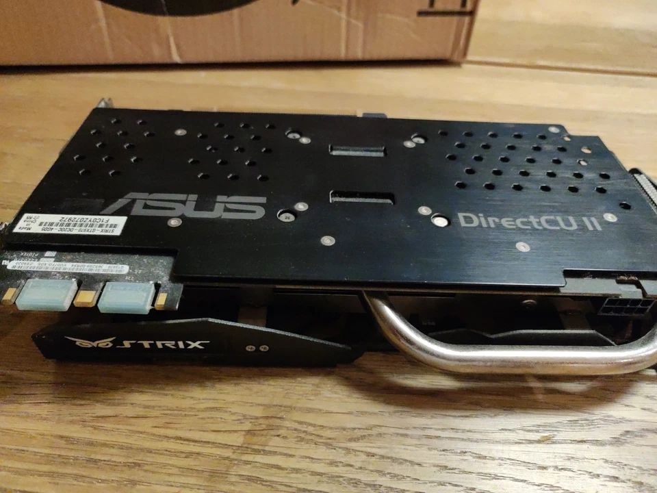 ASUS Strix GeForce GTX 970 4GB DDR5 Scheda Grafica (STRIX-GTX970-DC2OC-4GD5) - Immagine 4 di 4