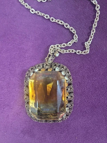 NECLACE 1960 HUGE YELLOW STONE - NICE STONES