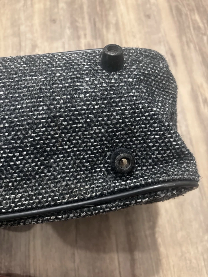 Bolso de fin de semana Jaguar equipaje vintage tweed negro y gris con adornos de cuero Foto 2 de 4