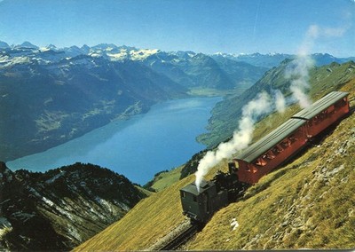Ak Brienz-Rothorn-Bahn auf Talfahrt, Blick auf Brienzer See, 1979 gelaufen