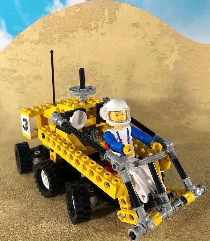 LEGO Technic 8830 Rally 6-Wheeler, photo 1 of 5
