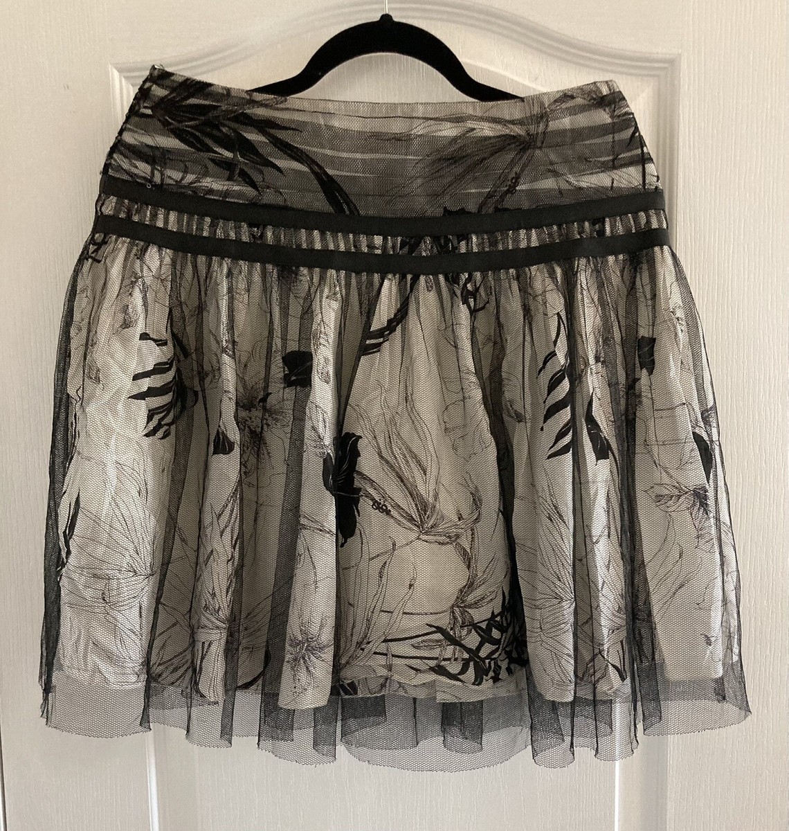 Roman Mesh Layered A Line Skirt - Black