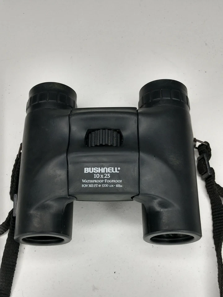 Bushnell 10X25 Black Binoculars 303ft @ 1000 yards w/case - Image 4 of 4