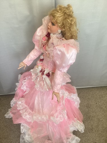 Weldon Museum of Fine Collectibles ""ECHO"" Southern Belle Porzellanpuppe - Bild 5 von 11
