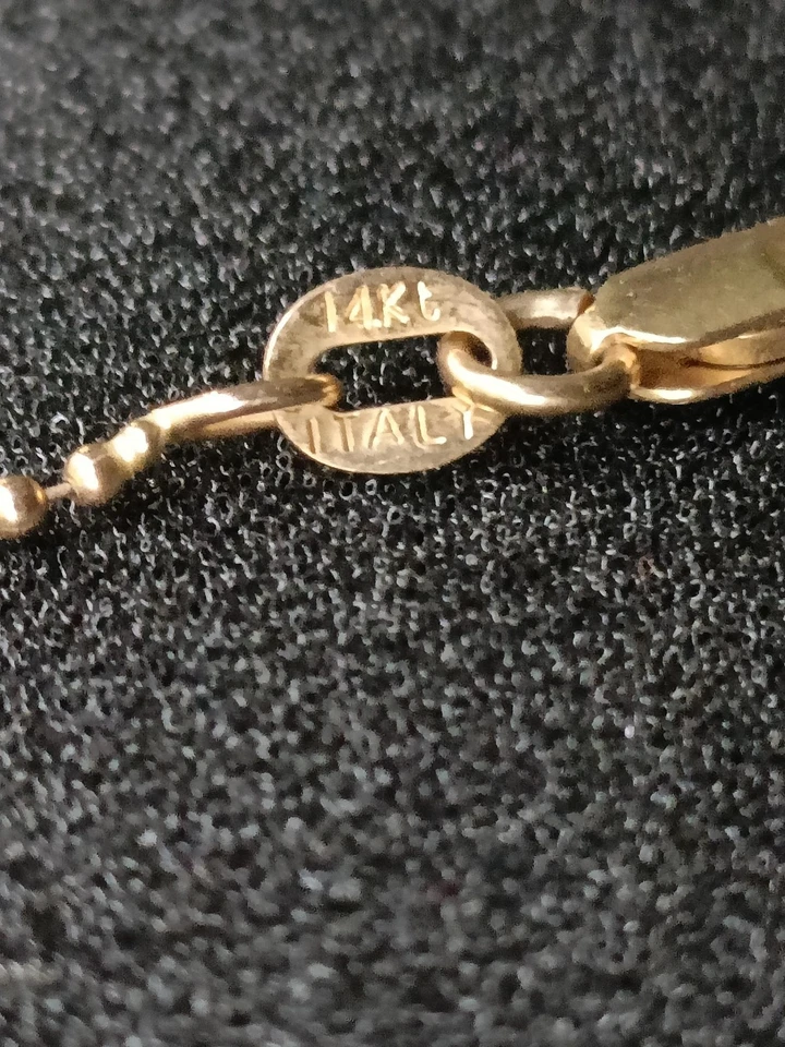 Mothers Charm Neckless Boy And Girl Italy 14k Gold 13" drop vintage - Image 3 of 3