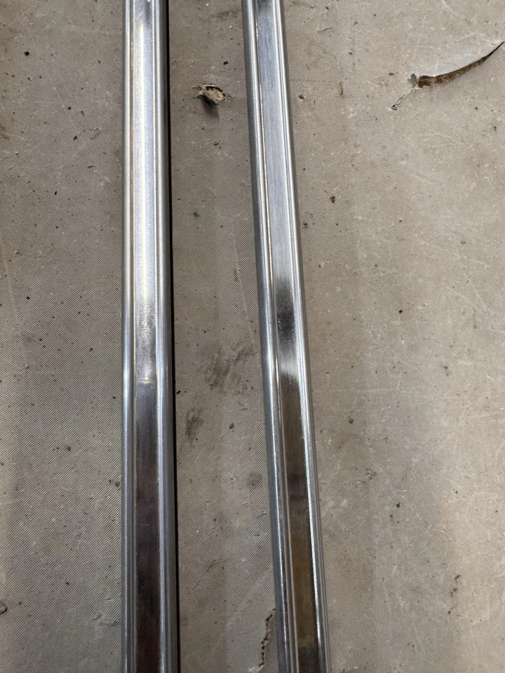 Chevy Impala Caprice 1970 cuarto 1/4 panel carrocería cinturón lateral moldura de lanza fabricante original Foto 3 de 4