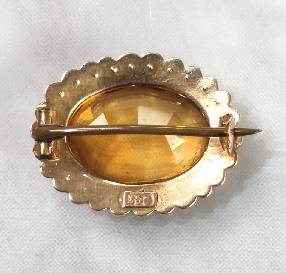 Broche de oro amarillo de 9 quilates piedras de perlas de citrino con sello tamaño 22 mm x 18 mm Foto 3 de 4