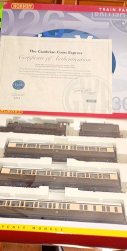 Hornby R2196M "The Cambrian Coast Express" Pack Ltd Ed No. 0712 Nunney Castle | Zustand: Used