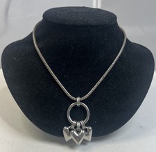 Hermoso Collar Colgante Triple Corazones Colgantes Tono Plata