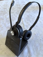 Jabra Engage 75 Wireless Headset w/ Charging Base - dual earpiece