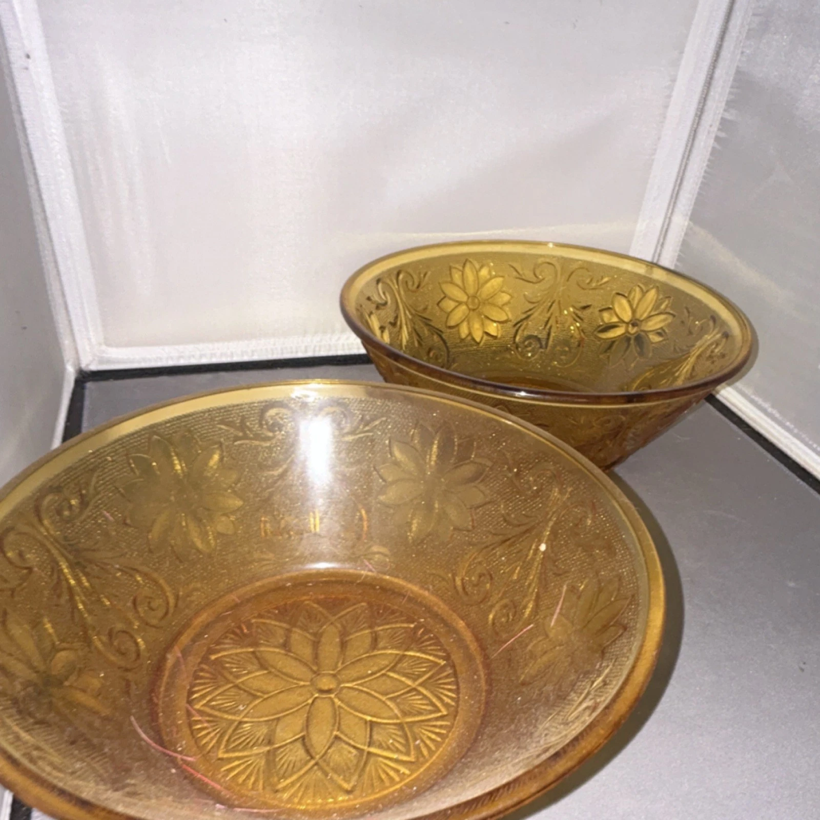Vintage Indiana Glass Tiara Sandwich Amber Serving Vegetable Bowl 8.5" Set of 2