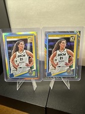 2025 Panini Donruss WNBA - Rated Rookie Maddy Westbeld #98 Holo (RC)+1.