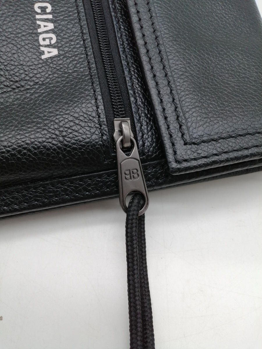 Balenciaga Explorer Small Pouch Black Crinkled -- Preowned Balenciaga Explorer Small Pouch Black Crinkled -- Preowned