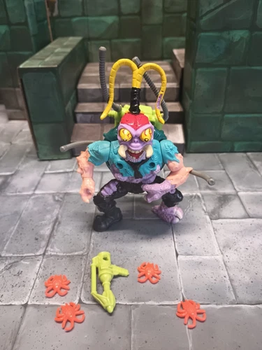 Scumbug 100% Complete TMNT 1989 Playmates Vintage Action Figure