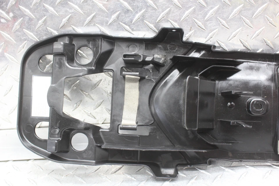 Carenado de bandeja de batería trasera trasera Suzuki GSXR600 2009 Foto 2 de 4