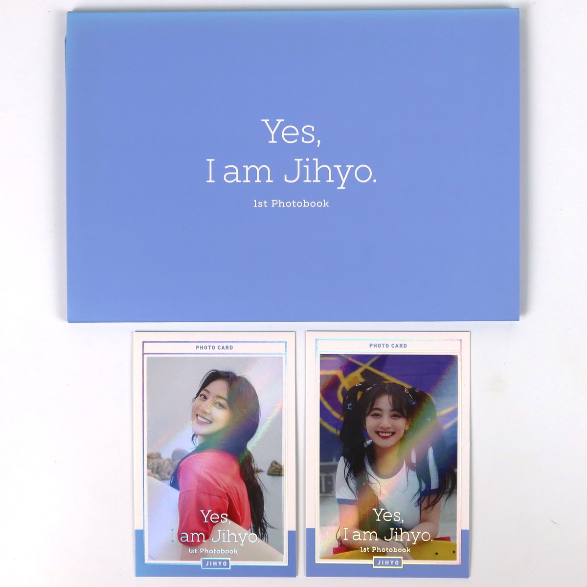 Yes, I am Jihyo フォトブック Yes, I am Jihyo./ 1ST PHOTOBOOK (COBALT BLUE VER.) : JIHYO（TWICE