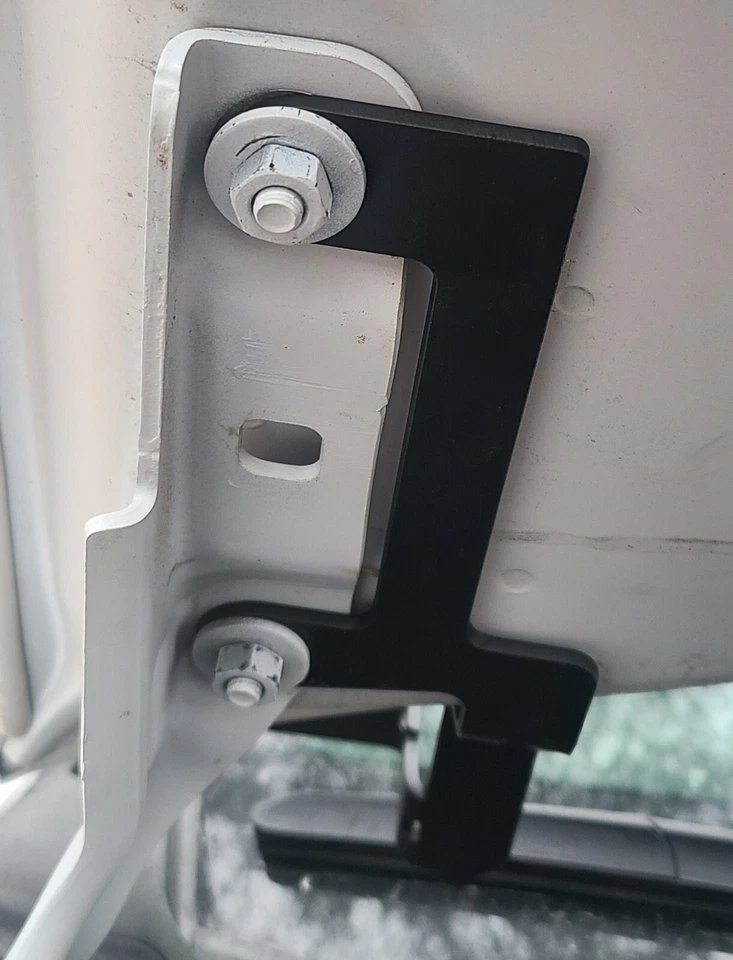 Suportes de montagem de luz de vala 2020+ Silverado 2500HD, 3500HD NÃO SERRA (1 par) - Imagem 2 de 4